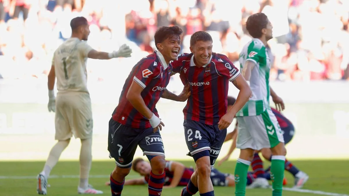 El Levante saca los colores a la defensa del Betis con una manita
